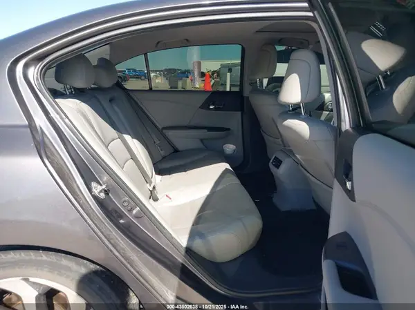 1HGCR3F86GA002262 2016 HONDA ACCORD - Image 8