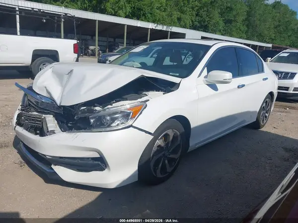 1HGCR3F86GA008515 2016 HONDA ACCORD - Image 2