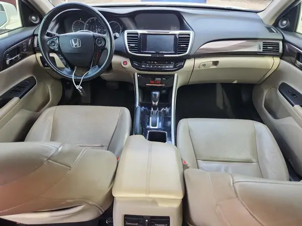 1HGCR3F86HA002439 2017 HONDA ACCORD - Image 8