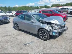 1HGCR3F86HA018317 2017 HONDA ACCORD