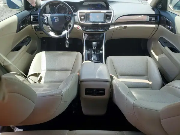1HGCR3F86HA018902 2017 HONDA ACCORD - Image 8