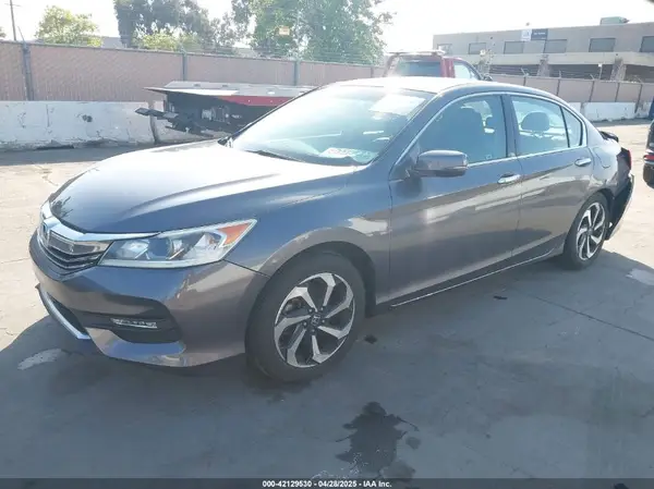 1HGCR3F86HA027535 2017 HONDA ACCORD - Image 2