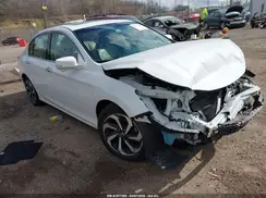 1HGCR3F86HA043119 2017 HONDA ACCORD