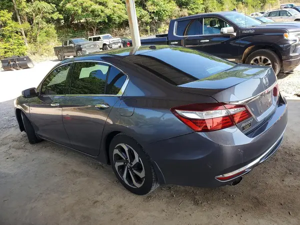1HGCR3F87GA002920 2016 HONDA ACCORD - Image 2