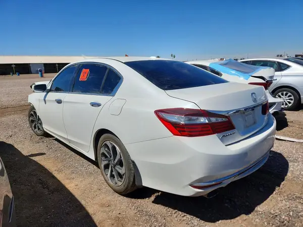 1HGCR3F87GA007129 2016 HONDA ACCORD - Image 2