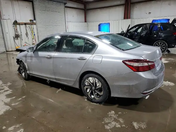 1HGCR3F87GA009950 2016 HONDA ACCORD - Image 2