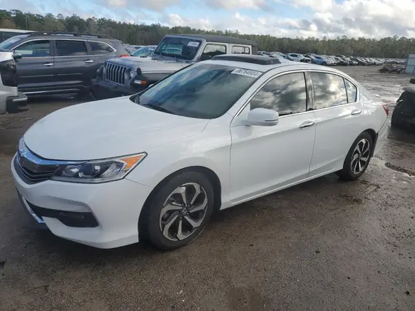 1HGCR3F87HA001672 2017 HONDA ACCORD - Image 1