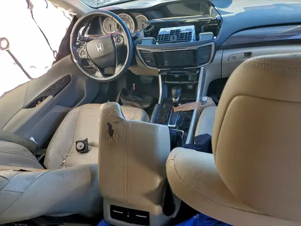 1HGCR3F87HA004085 2017 HONDA ACCORD - Image 8