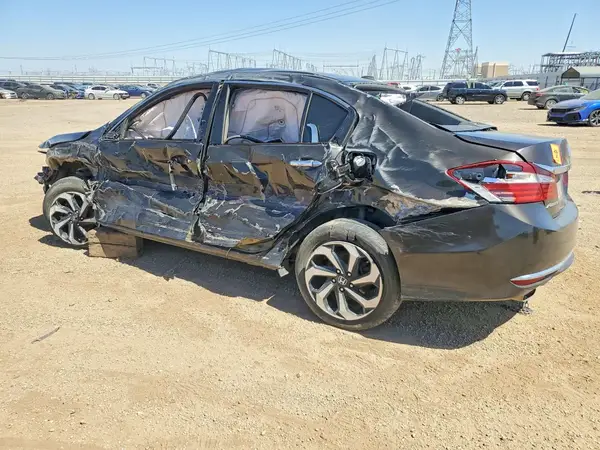 1HGCR3F87HA004149 2017 HONDA ACCORD - Image 2