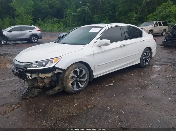 1HGCR3F87HA006015 2017 HONDA ACCORD - Image 2