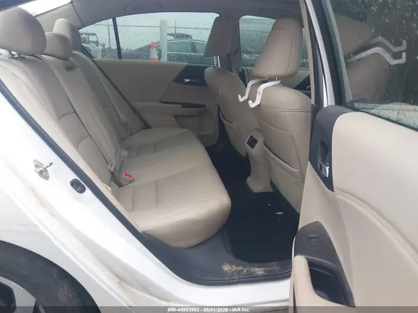 1HGCR3F87HA006015 2017 HONDA ACCORD - Image 8