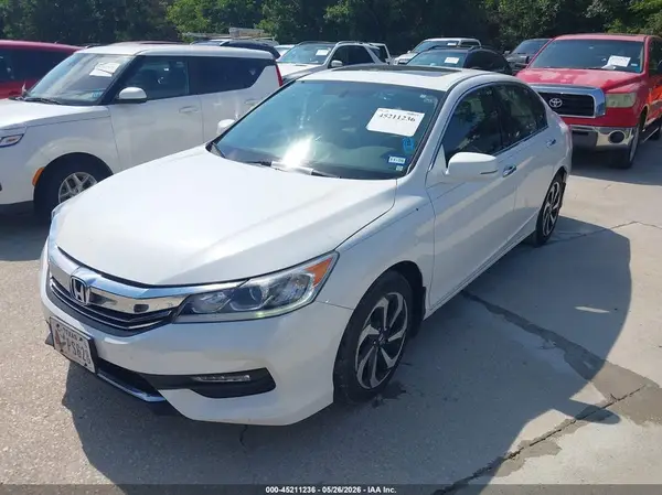 1HGCR3F87HA009013 2017 HONDA ACCORD - Image 2