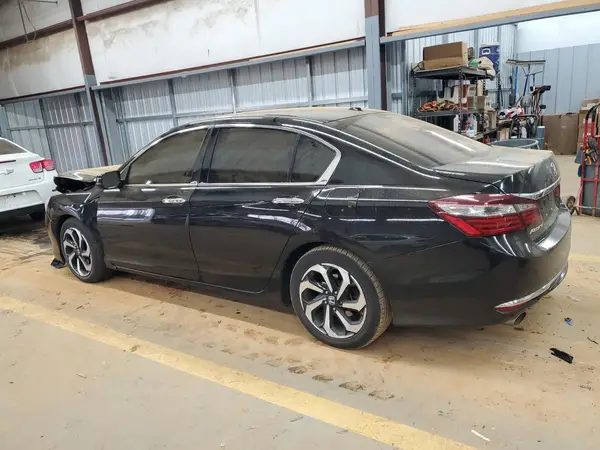 1HGCR3F87HA013398 2017 HONDA ACCORD - Image 2