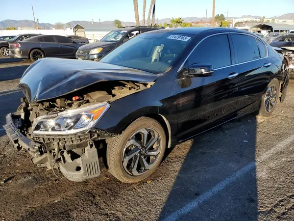 1HGCR3F87HA015555 2017 HONDA ACCORD - Image 1