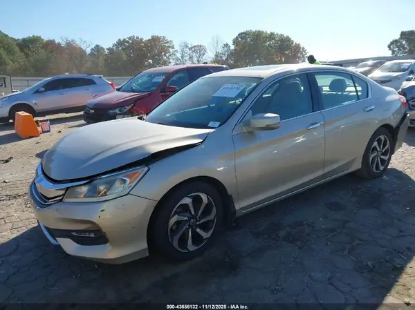 1HGCR3F87HA016365 2017 HONDA ACCORD - Image 2