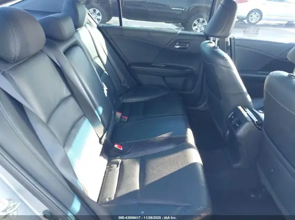 1HGCR3F87HA025955 2017 HONDA ACCORD - Image 8