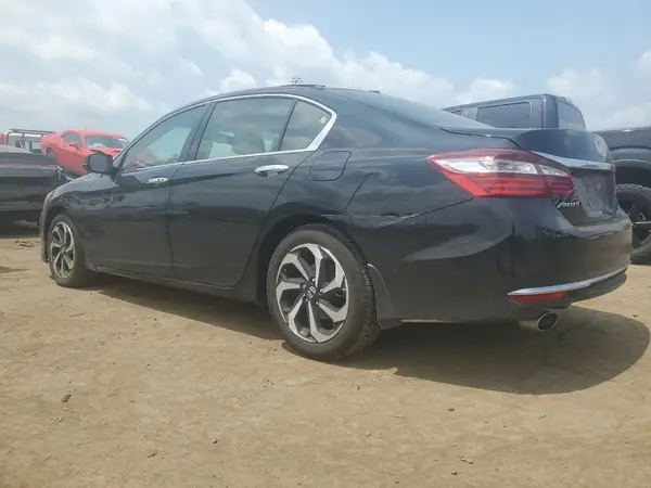 1HGCR3F87HA039127 2017 HONDA ACCORD - Image 2