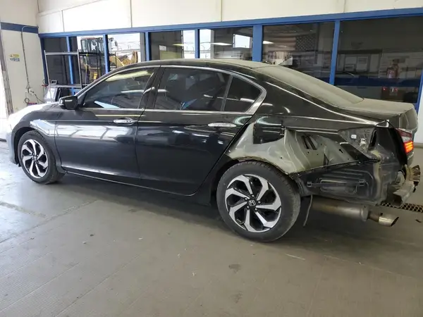 1HGCR3F88GA008273 2016 HONDA ACCORD - Image 2