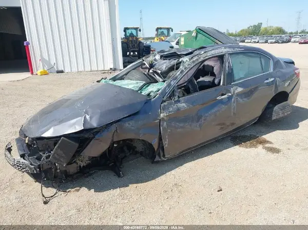 1HGCR3F88GA012467 2016 HONDA ACCORD - Image 2
