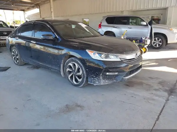 1HGCR3F88GA034615 2016 HONDA ACCORD - Image 1