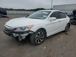1HGCR3F88HA000028 2017 HONDA ACCORD
