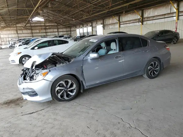 1HGCR3F88HA000840 2017 HONDA ACCORD - Image 1