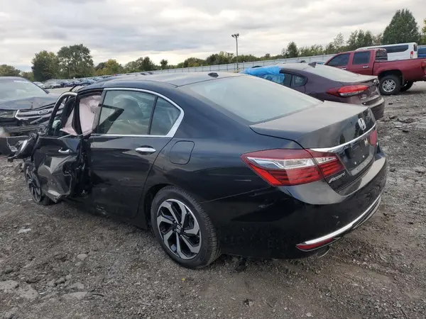 1HGCR3F88HA001955 2017 HONDA ACCORD - Image 2
