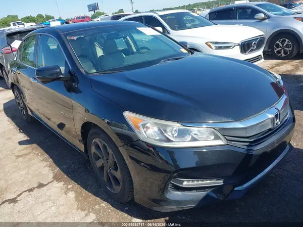 1HGCR3F88HA003253 2017 HONDA ACCORD - Image 1