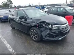 1HGCR3F88HA004581 2017 HONDA ACCORD