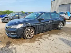 1HGCR3F88HA007366 2017 HONDA ACCORD