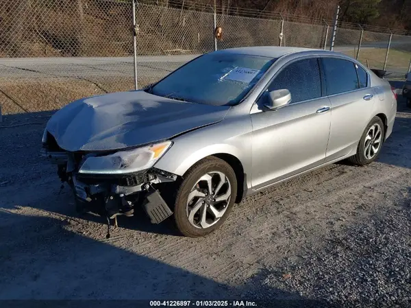 1HGCR3F88HA010834 2017 HONDA ACCORD - Image 2