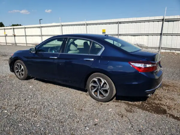 1HGCR3F88HA011627 2017 HONDA ACCORD - Image 2