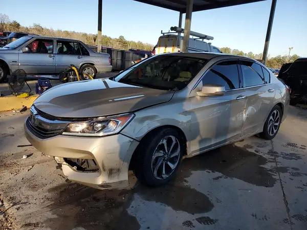 1HGCR3F88HA012180 2017 HONDA ACCORD - Image 1