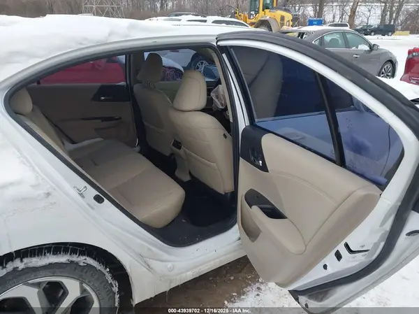 1HGCR3F88HA014852 2017 HONDA ACCORD - Image 8
