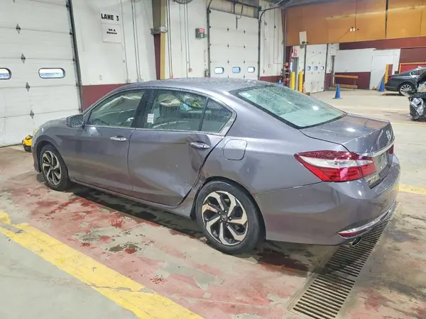 1HGCR3F88HA014978 2017 HONDA ACCORD - Image 2