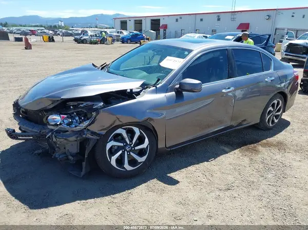 1HGCR3F88HA022286 2017 HONDA ACCORD - Image 2