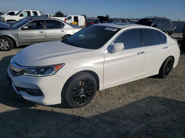 1HGCR3F88HA026404 2017 HONDA ACCORD - Image 1