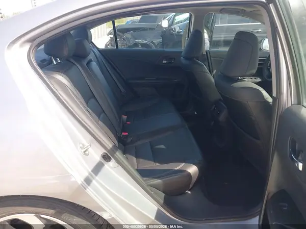 1HGCR3F88HA028394 2017 HONDA ACCORD - Image 8