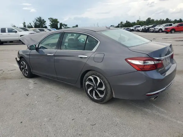 1HGCR3F88HA034213 2017 HONDA ACCORD - Image 2
