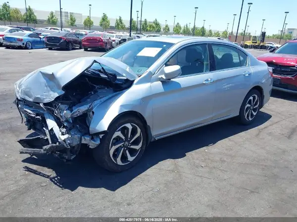 1HGCR3F88HA039685 2017 HONDA ACCORD - Image 2
