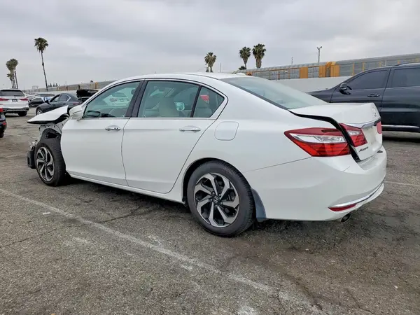 1HGCR3F89GA000473 2016 HONDA ACCORD - Image 2