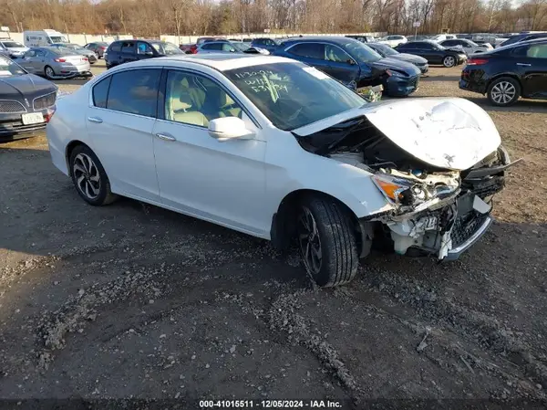 1HGCR3F89GA000487 2016 HONDA ACCORD - Image 1