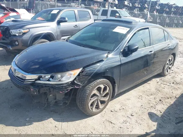 1HGCR3F89GA000943 2016 HONDA ACCORD - Image 2