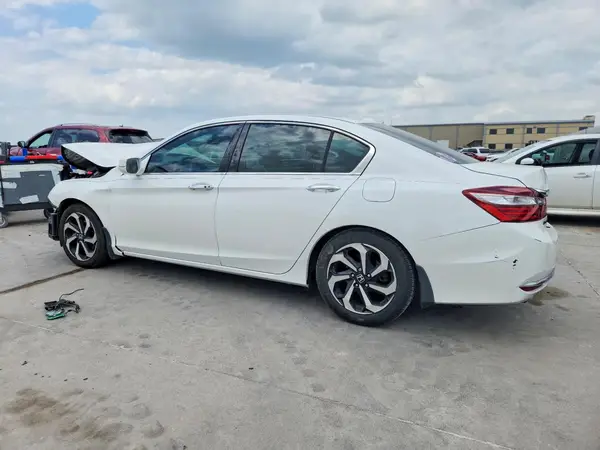 1HGCR3F89GA013319 2016 HONDA ACCORD - Image 2