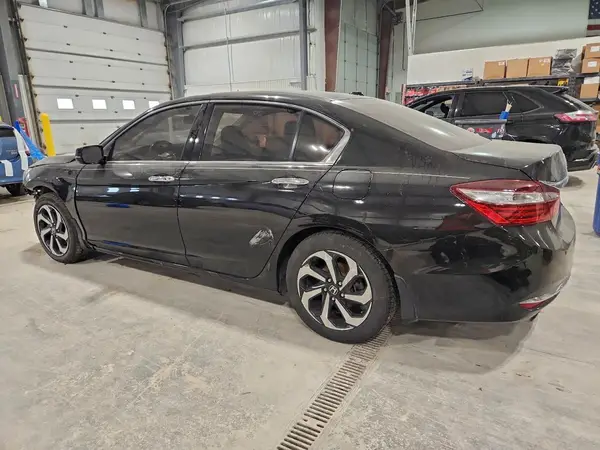1HGCR3F89GA022215 2016 HONDA ACCORD - Image 2
