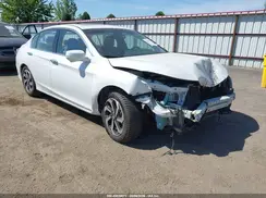 1HGCR3F89GA032811 2016 HONDA ACCORD