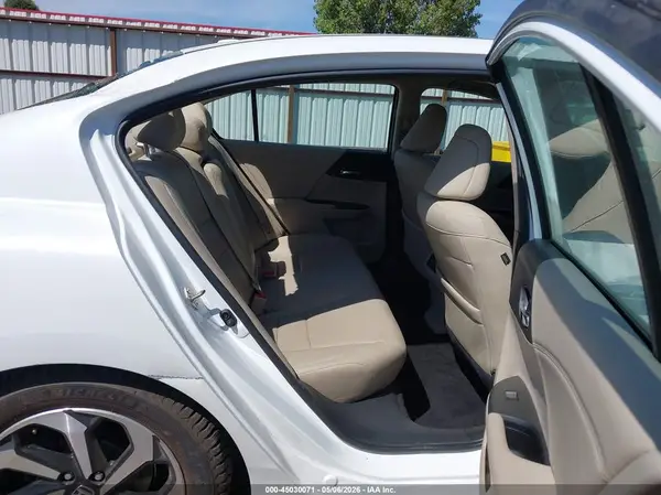 1HGCR3F89GA032811 2016 HONDA ACCORD - Image 8