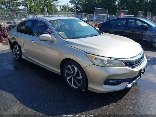 1HGCR3F89GA034574 2016 HONDA ACCORD - Image 1