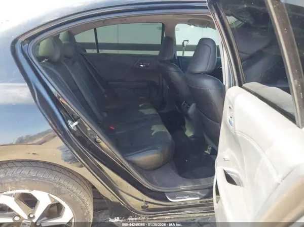 1HGCR3F89HA011264 2017 HONDA ACCORD - Image 8