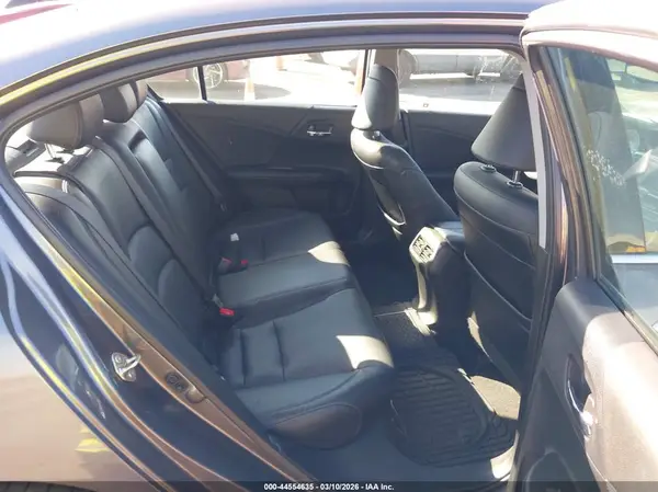 1HGCR3F89HA014553 2017 HONDA ACCORD - Image 8